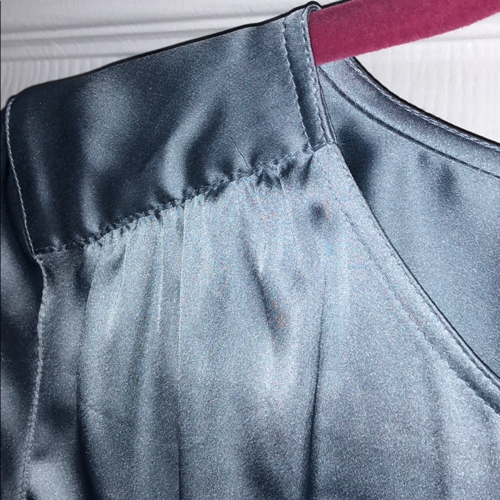 Loft Blouse - Picture 4 of 5